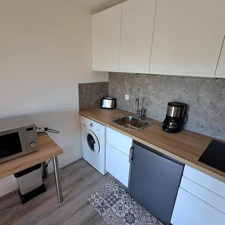 300 M From Saint-clair